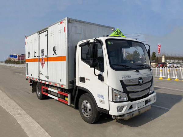 歐馬可易燃固體廂式運(yùn)輸車 歐馬可易燃固體廂式運(yùn)輸車